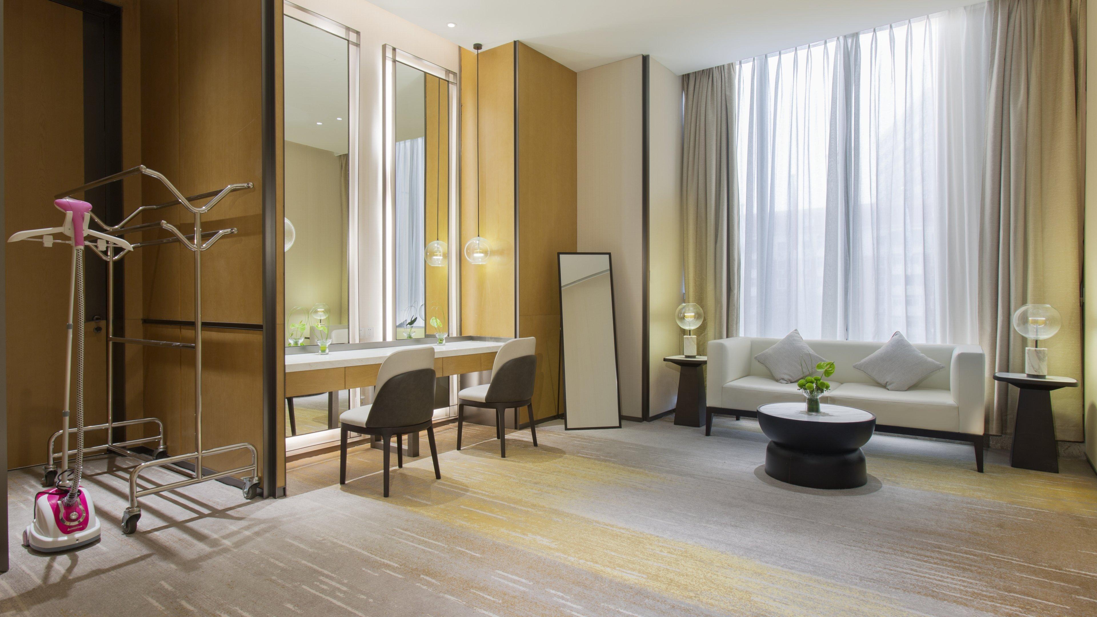 Holiday Inn & Suites Tianjin Downtown By Ihg,Tianjin Drum Tower,Joycity Shopping Mall,Tianjin Ancient Cultural Street,Haihe River,The Porcelain House,Convenient Access To Tianjin Binhai International Airport Bagian luar foto