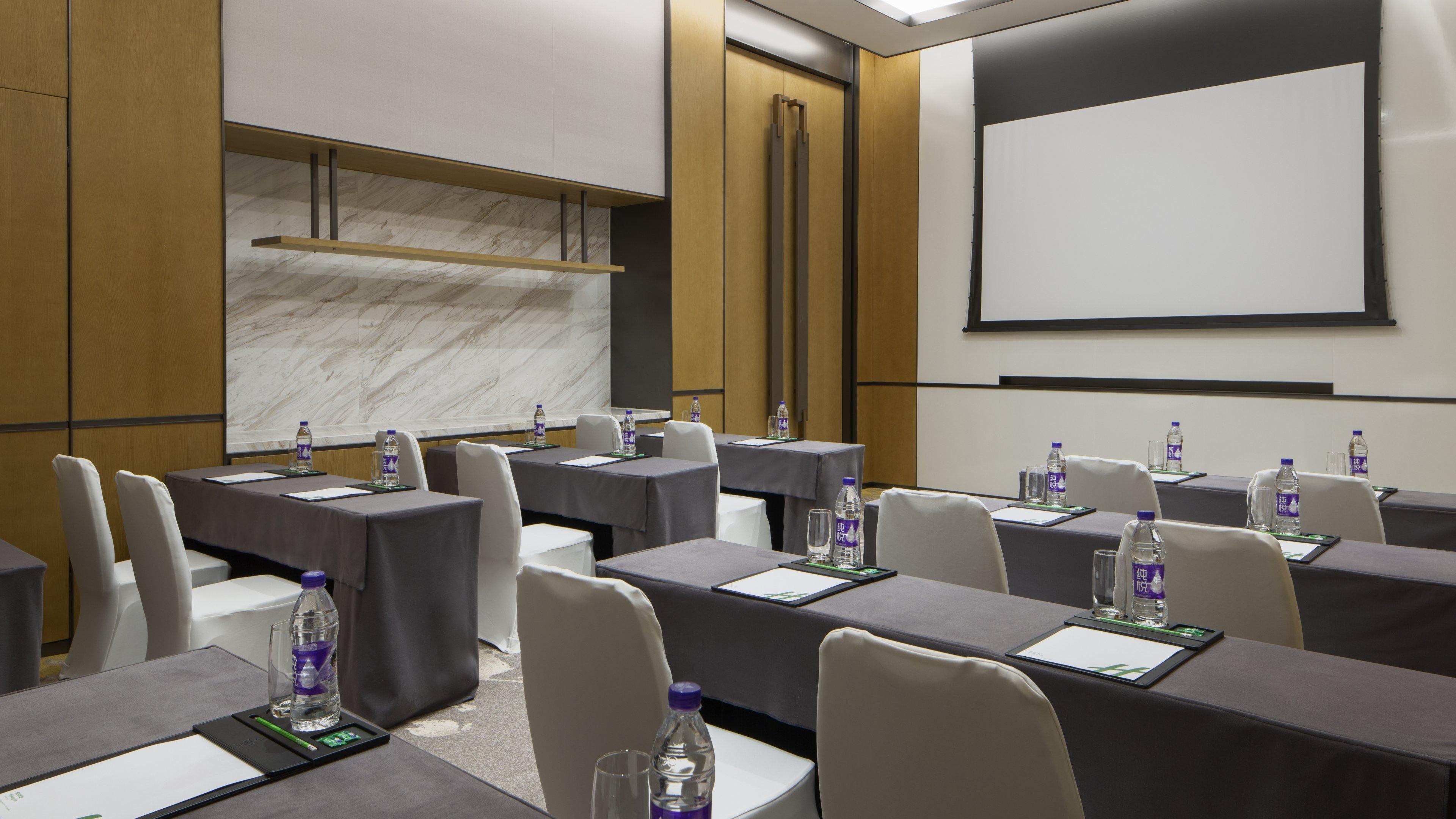 Holiday Inn & Suites Tianjin Downtown By Ihg,Tianjin Drum Tower,Joycity Shopping Mall,Tianjin Ancient Cultural Street,Haihe River,The Porcelain House,Convenient Access To Tianjin Binhai International Airport Bagian luar foto