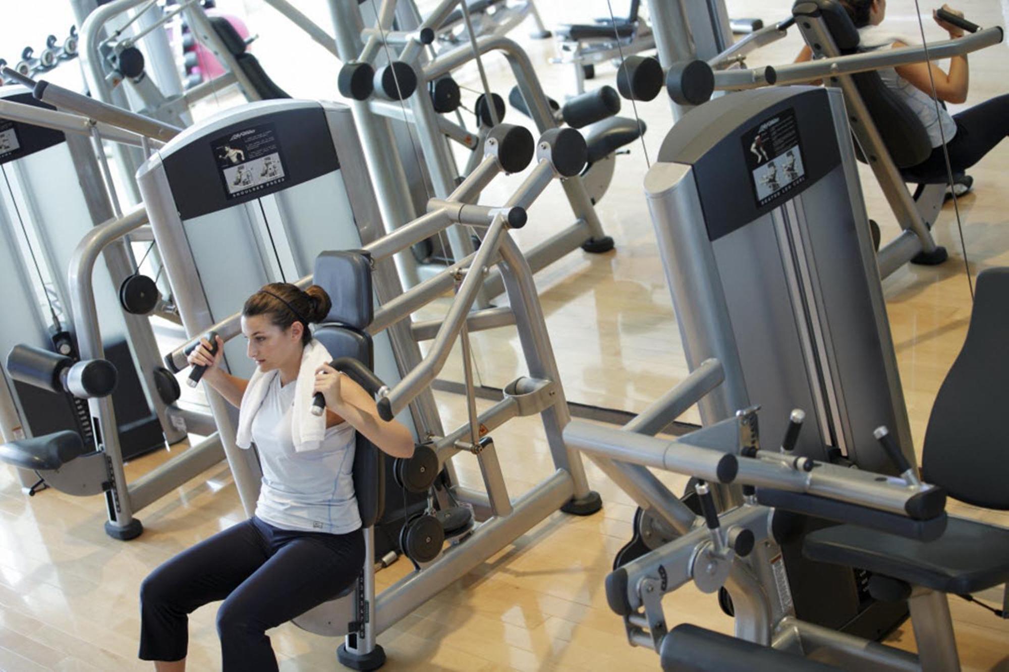 Holiday Inn & Suites Tianjin Downtown By Ihg,Tianjin Drum Tower,Joycity Shopping Mall,Tianjin Ancient Cultural Street,Haihe River,The Porcelain House,Convenient Access To Tianjin Binhai International Airport Bagian luar foto